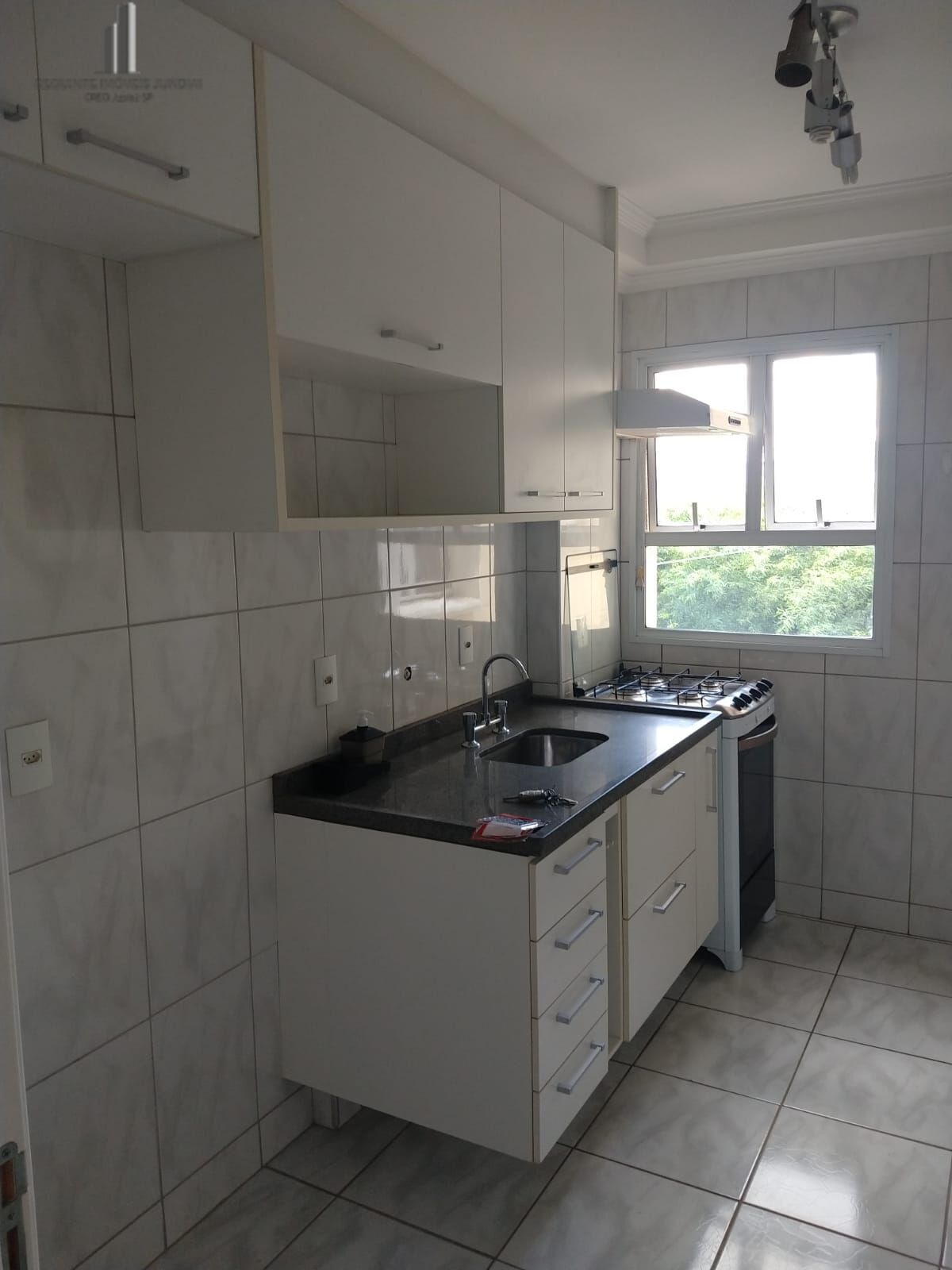 Apartamento para alugar com 3 quartos, 82m² - Foto 6