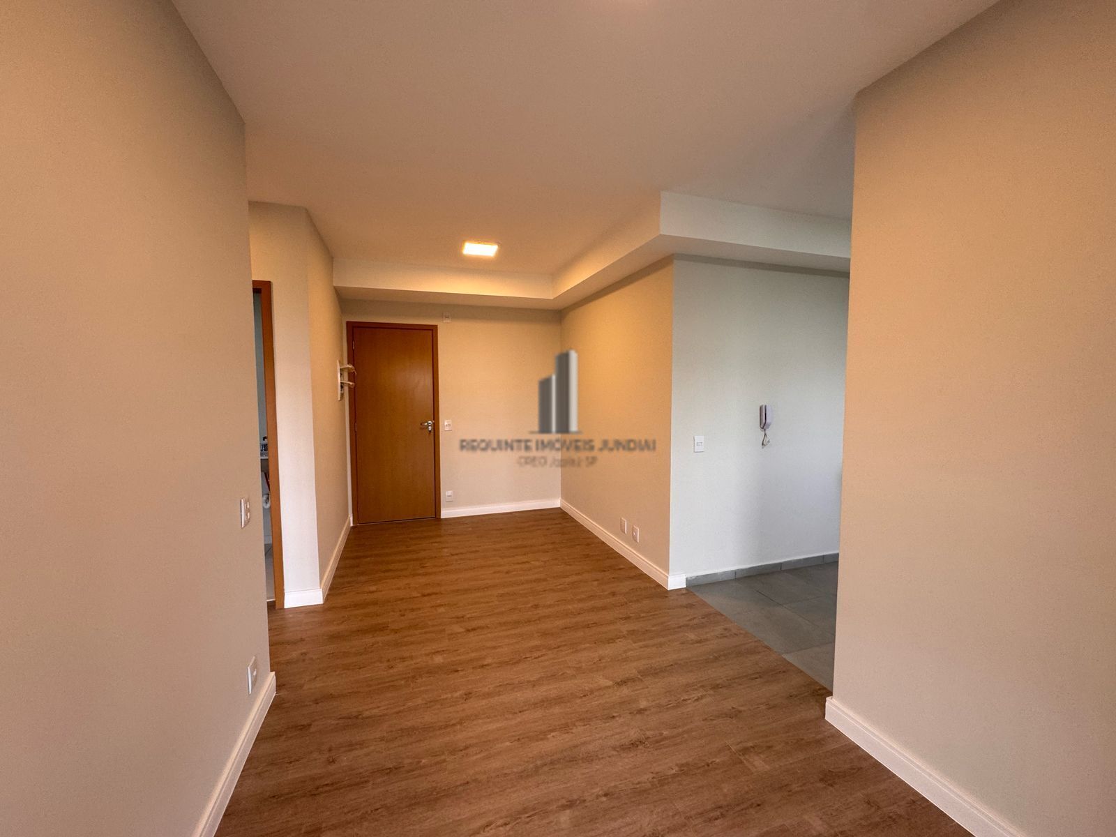 Apartamento à venda com 2 quartos, 69m² - Foto 5