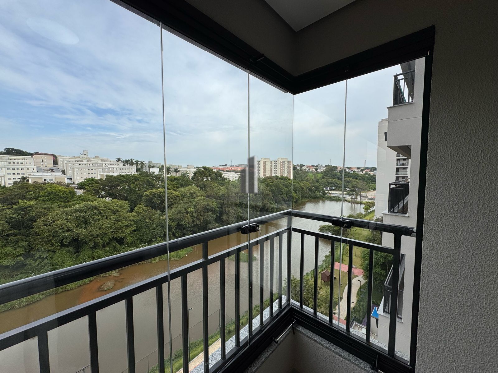 Apartamento à venda com 2 quartos, 69m² - Foto 9