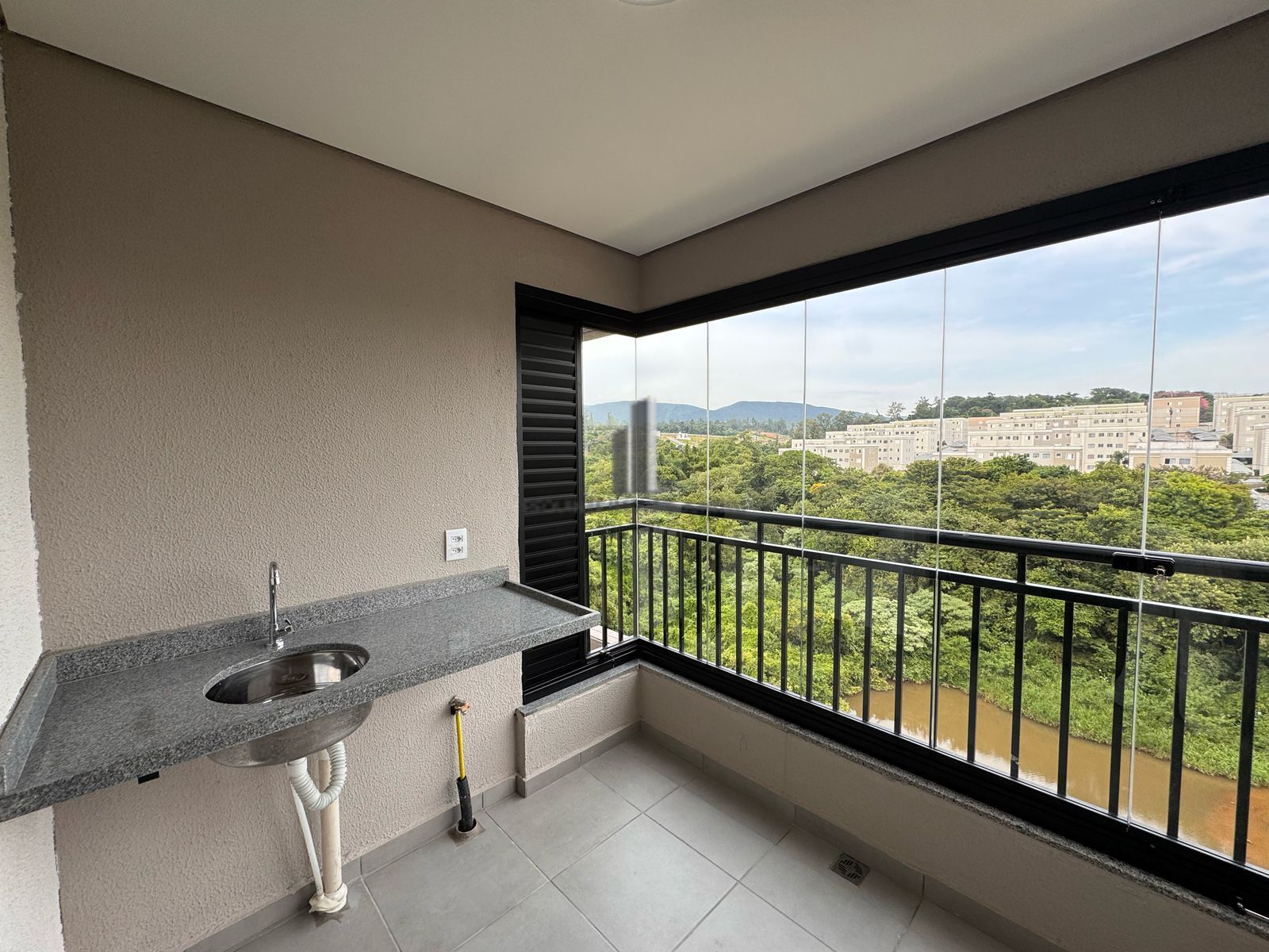 Apartamento à venda com 2 quartos, 69m² - Foto 7