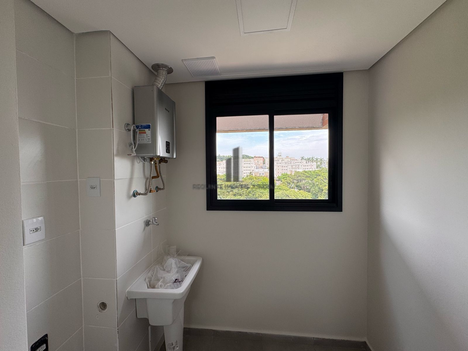 Apartamento à venda com 2 quartos, 69m² - Foto 12