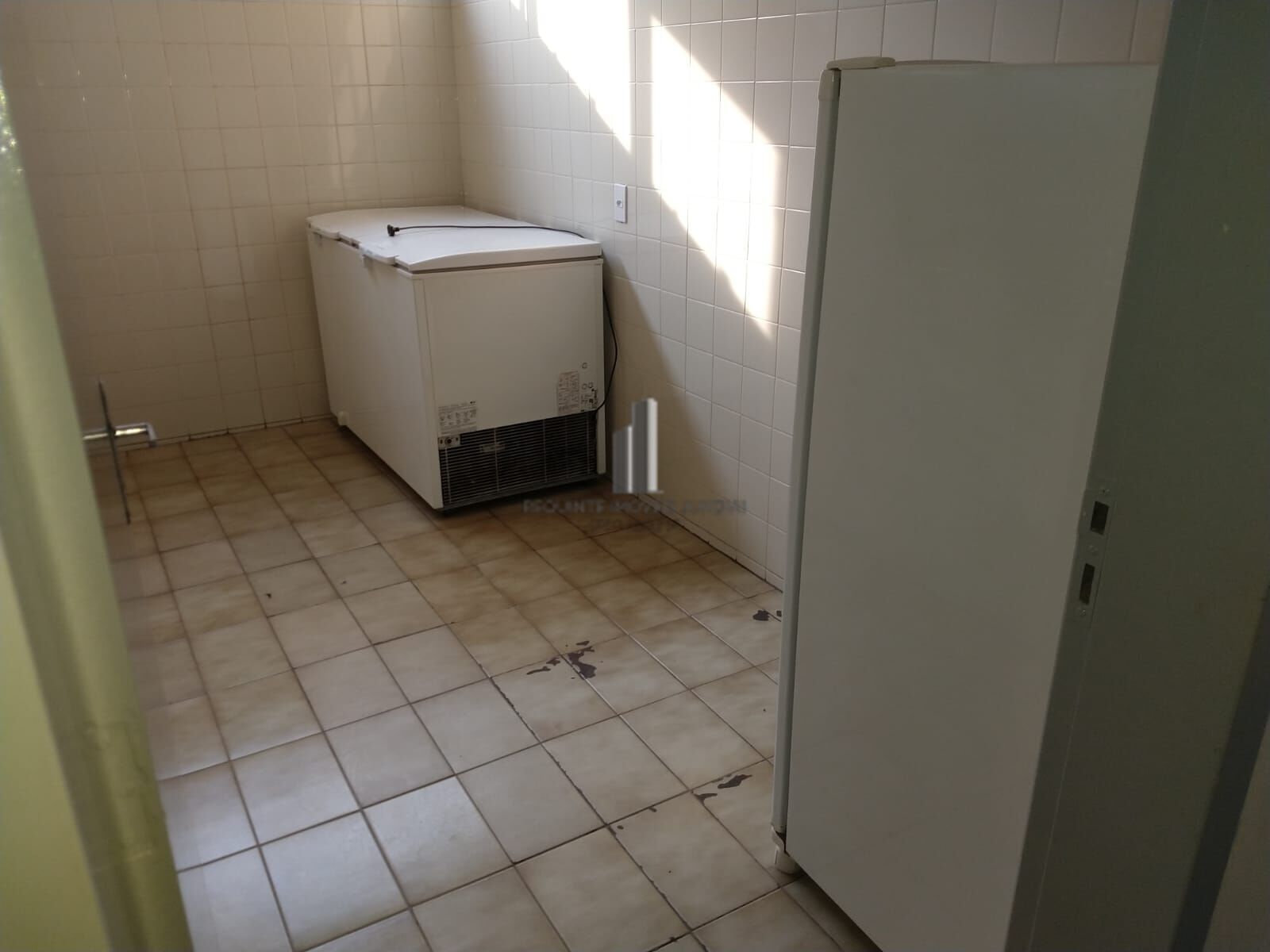 Apartamento à venda com 2 quartos, 62m² - Foto 35