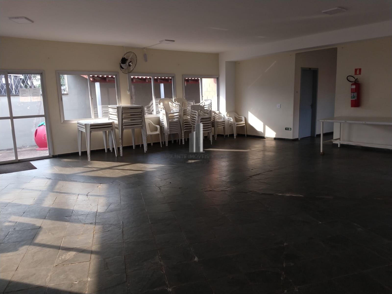 Apartamento à venda com 2 quartos, 62m² - Foto 43