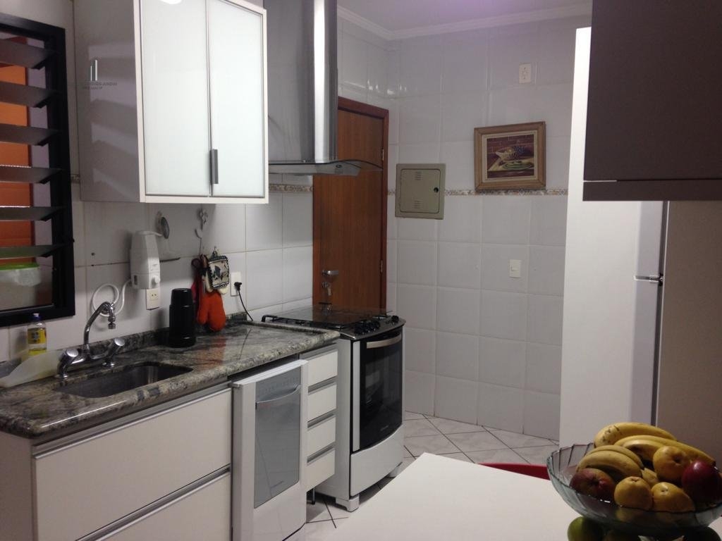 Apartamento à venda com 3 quartos, 98m² - Foto 14