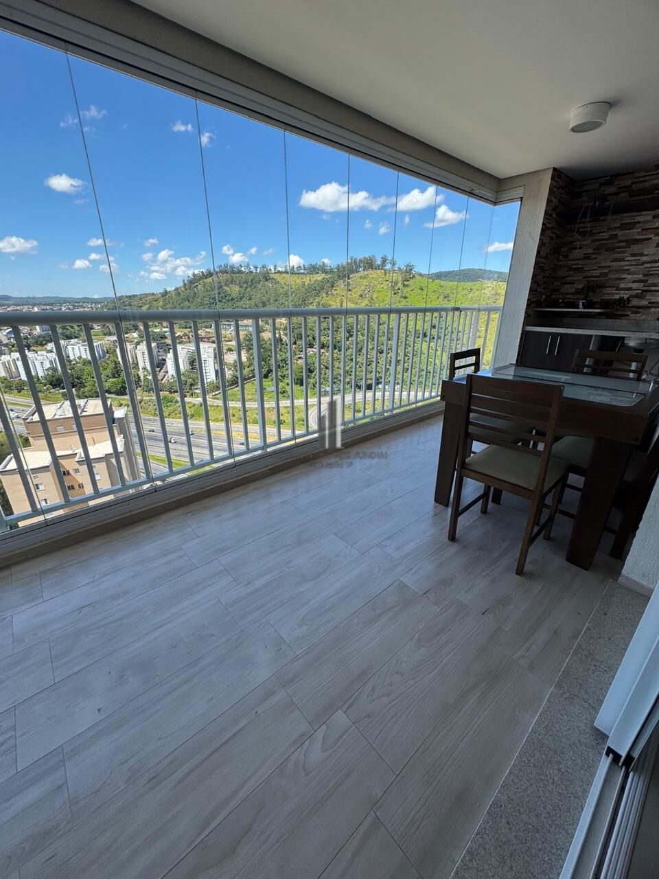 Apartamento para alugar com 3 quartos, 110m² - Foto 16