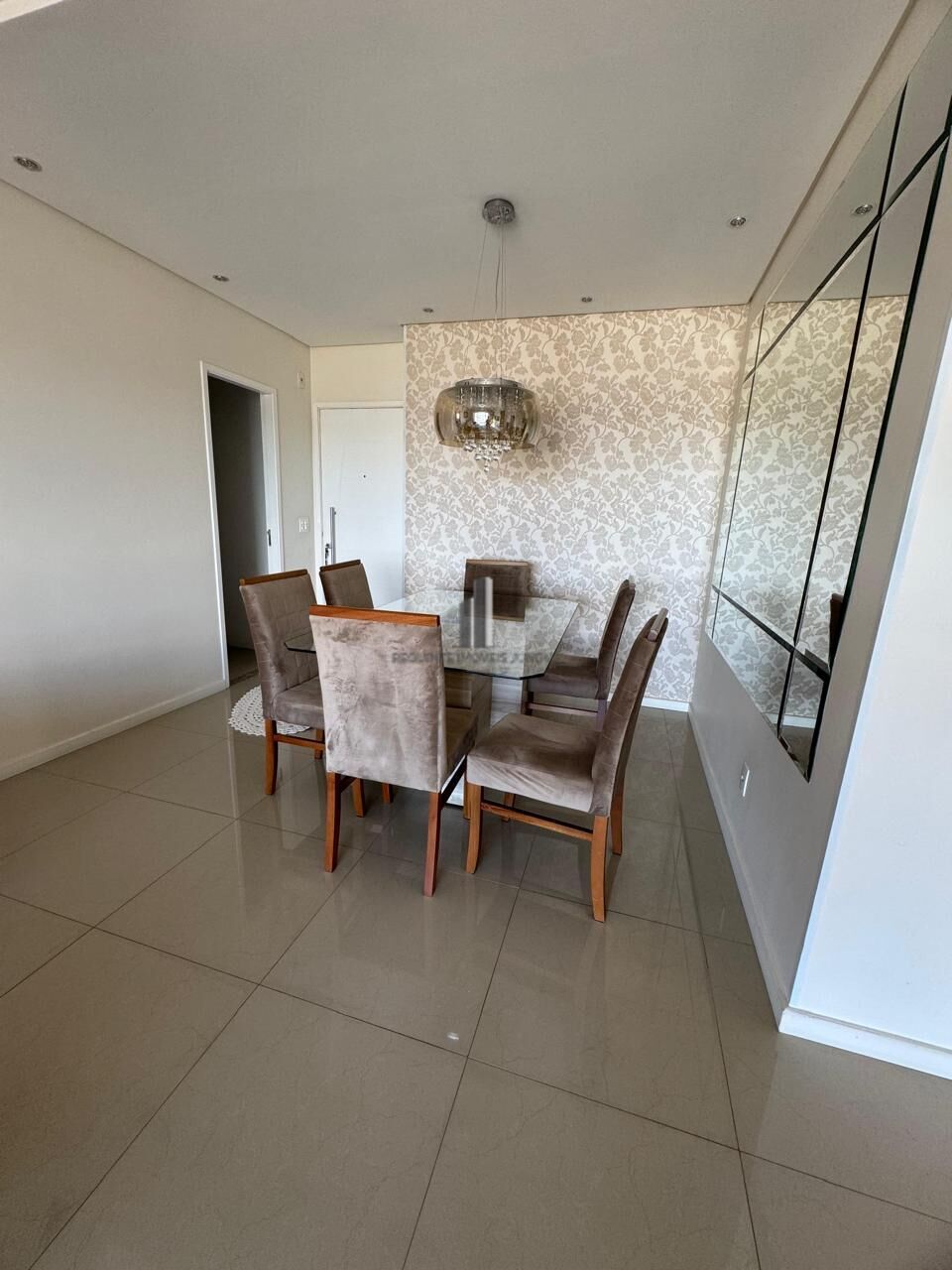 Apartamento para alugar com 3 quartos, 110m² - Foto 9