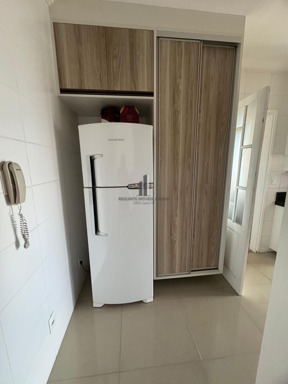 Apartamento para alugar com 3 quartos, 110m² - Foto 11