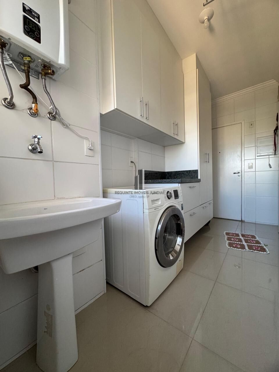 Apartamento para alugar com 3 quartos, 110m² - Foto 13