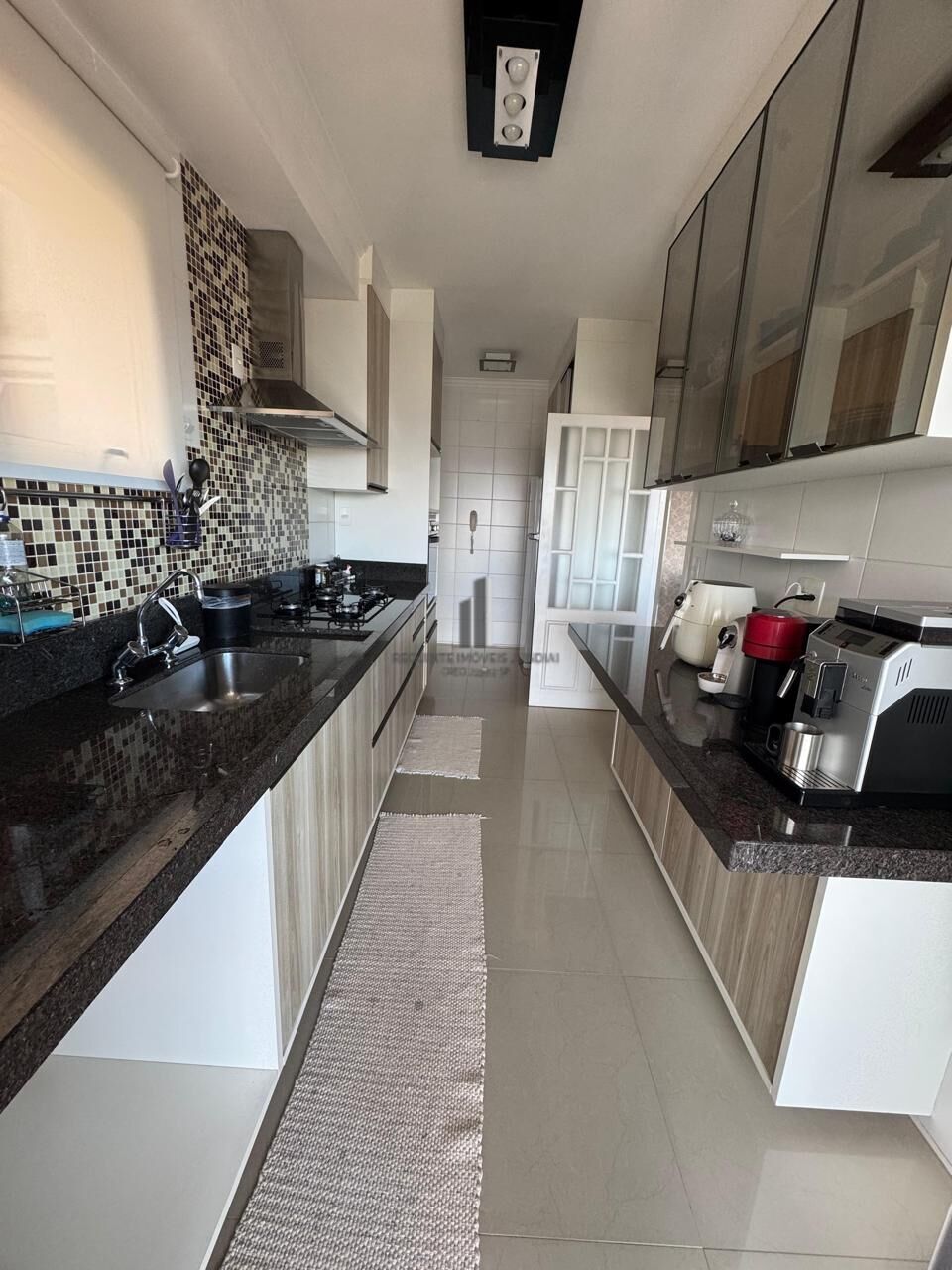 Apartamento para alugar com 3 quartos, 110m² - Foto 6