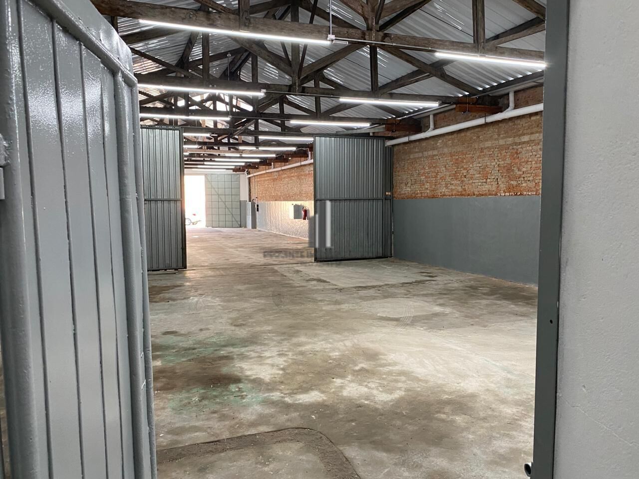 Depósito-Galpão-Armazém para alugar, 420m² - Foto 11