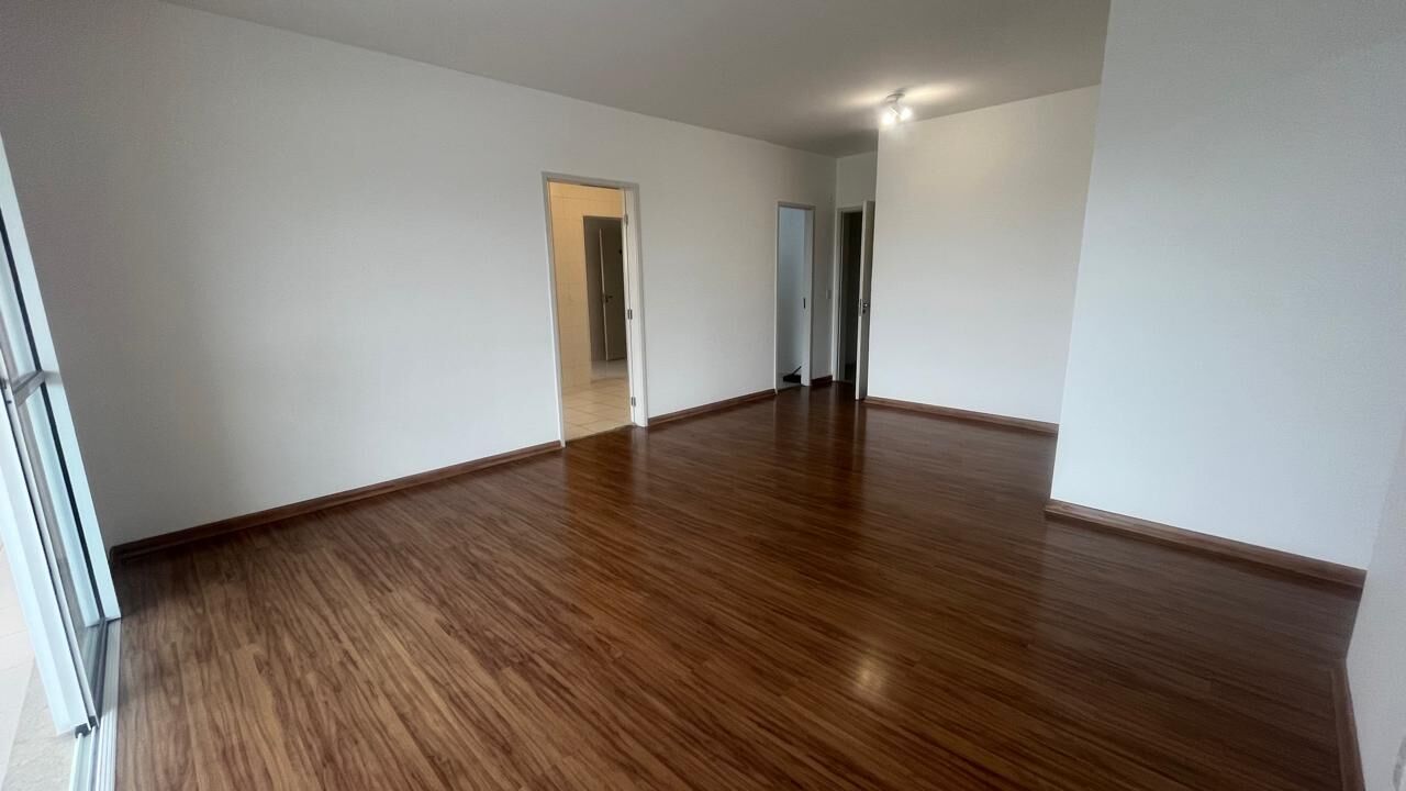 Apartamento, 3 quartos, 111 m² - Foto 4