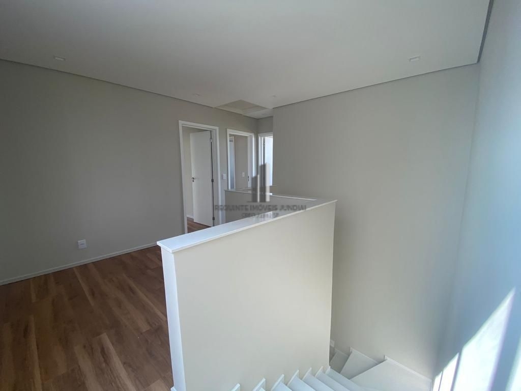 Casa à venda com 3 quartos, 280m² - Foto 17