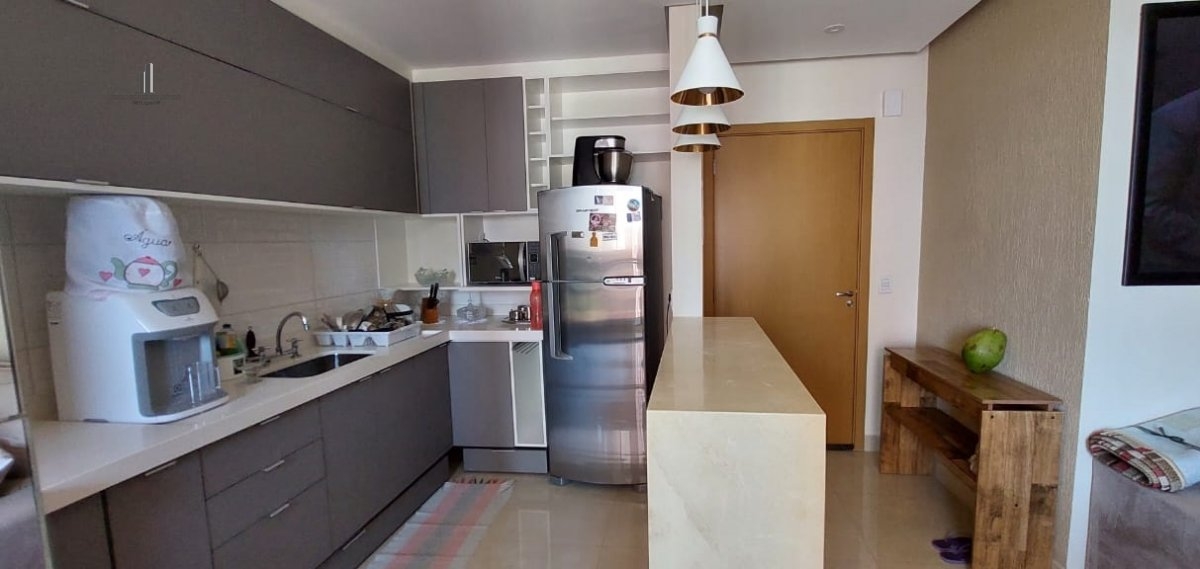 Apartamento à venda com 3 quartos, 77m² - Foto 7