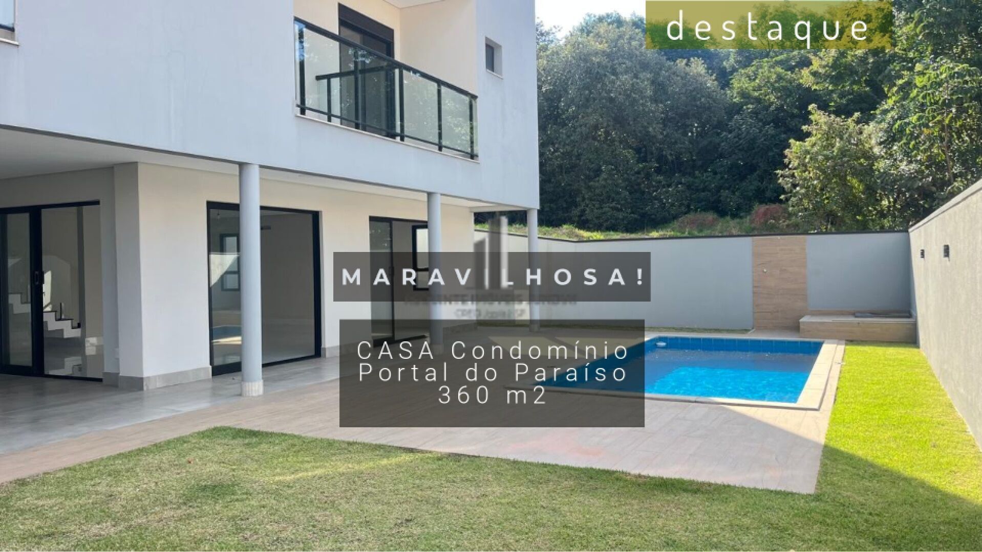 Casa de Condomínio para alugar com 5 quartos, 360m² - Foto 1