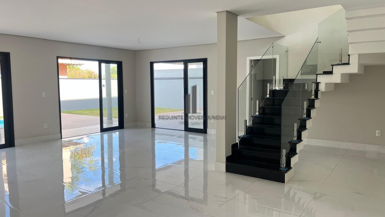Casa de Condomínio para alugar com 5 quartos, 360m² - Foto 24