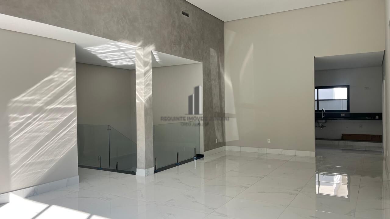 Casa de Condomínio para alugar com 5 quartos, 360m² - Foto 6