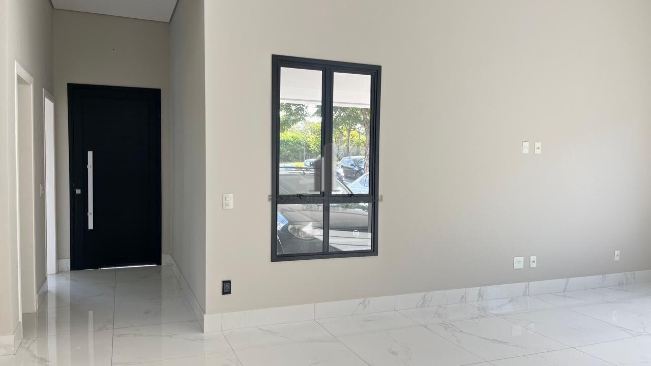 Casa de Condomínio para alugar com 5 quartos, 360m² - Foto 7