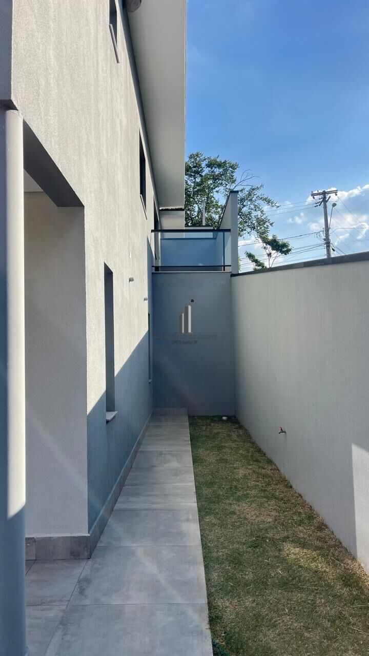 Casa de Condomínio para alugar com 5 quartos, 360m² - Foto 33