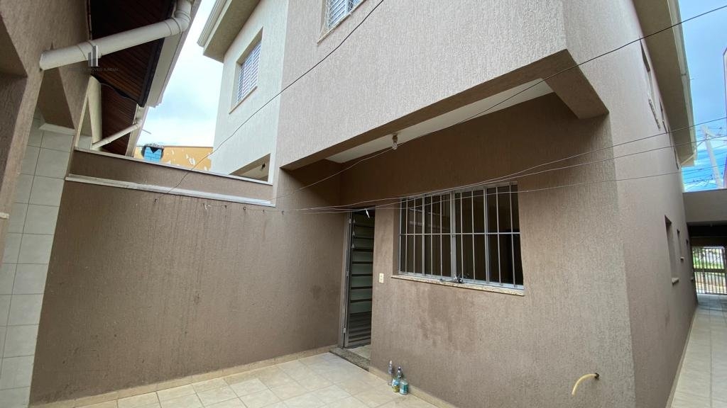 Casa à venda com 3 quartos, 165m² - Foto 8