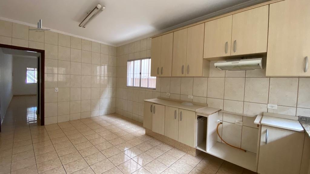 Casa à venda com 3 quartos, 165m² - Foto 6