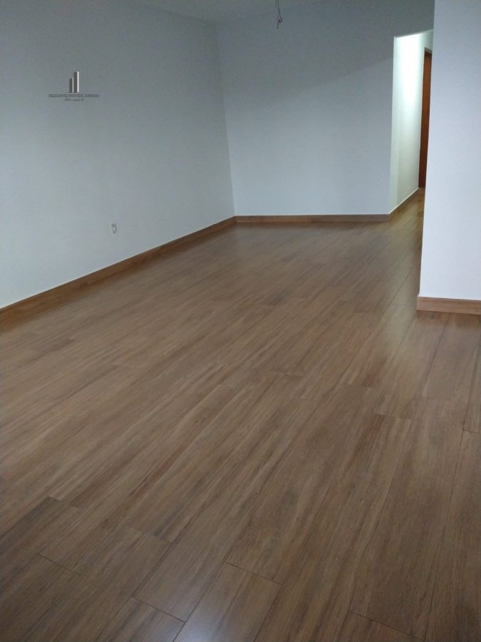 Casa à venda com 5 quartos, 210m² - Foto 33