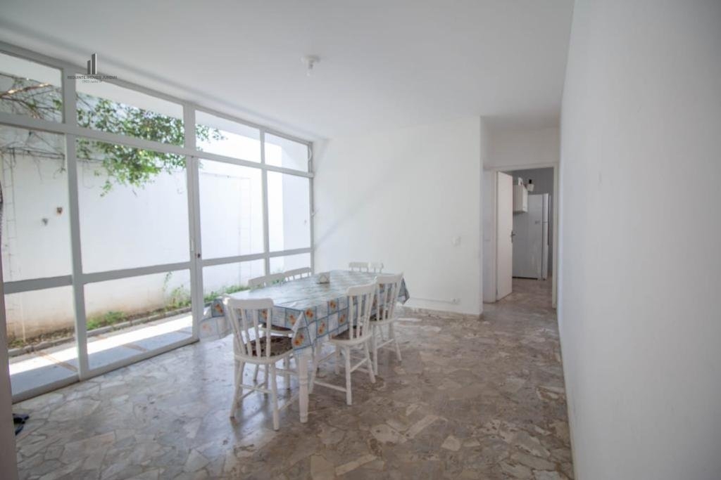 Casa à venda com 3 quartos, 279m² - Foto 14