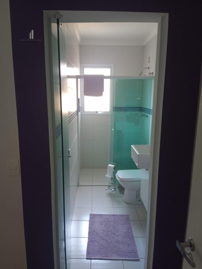 Casa de Condomínio para alugar com 4 quartos, 390m² - Foto 19