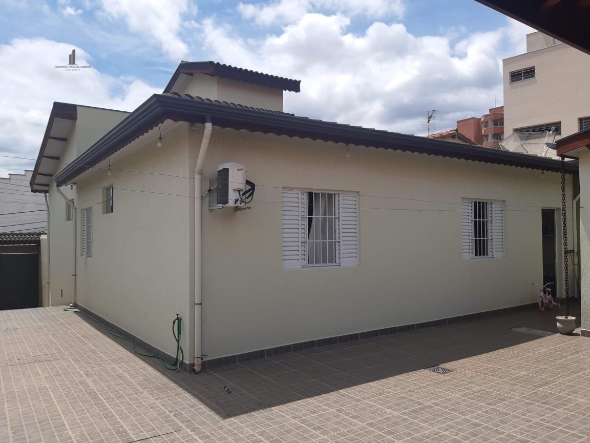 Casa à venda com 3 quartos, 204m² - Foto 6