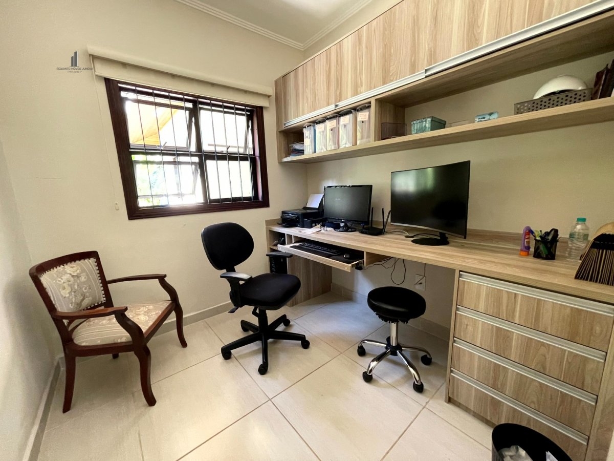 Casa de Condomínio à venda com 4 quartos, 363m² - Foto 18