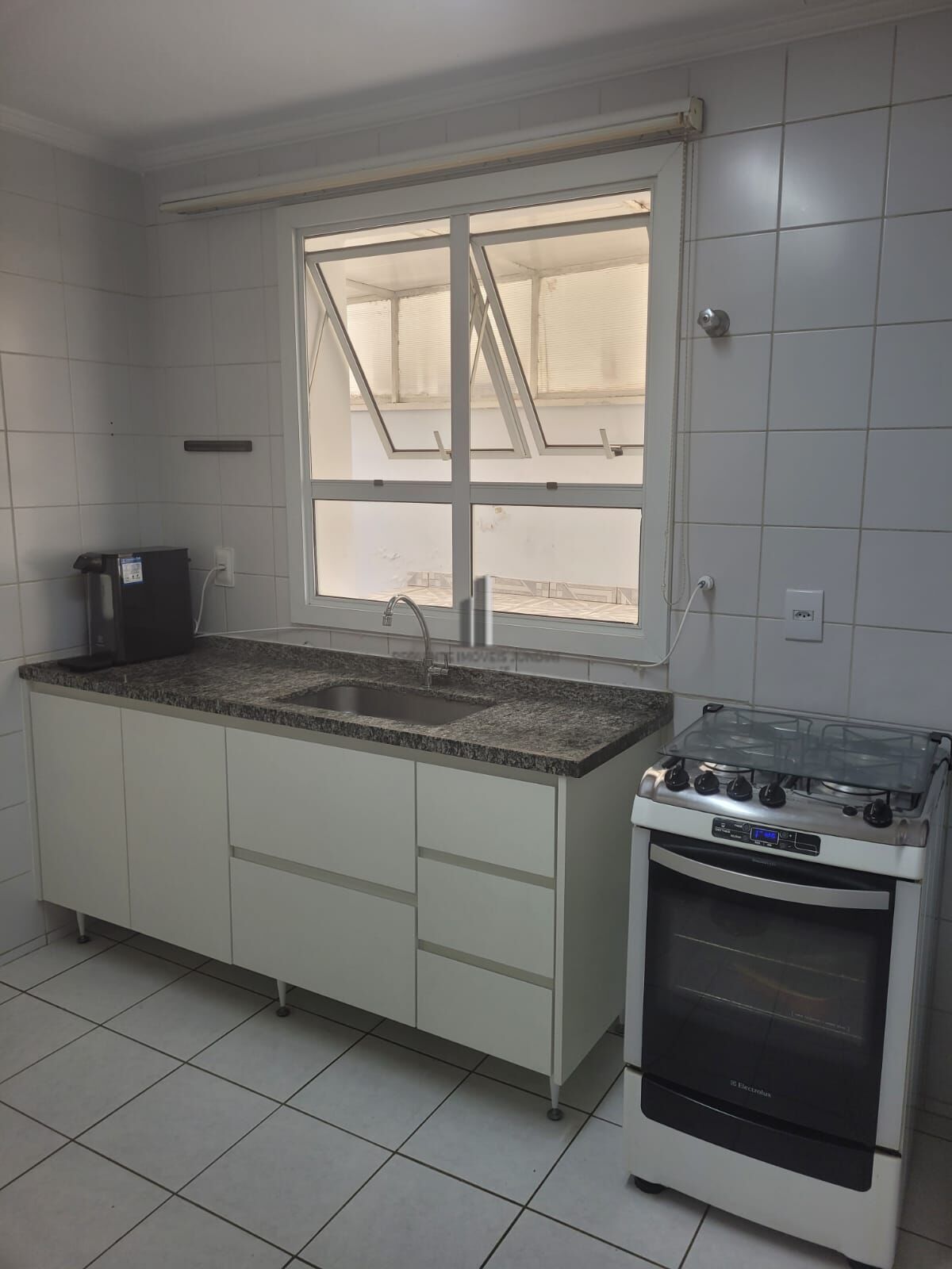 Casa de Condomínio à venda com 3 quartos, 100m² - Foto 11