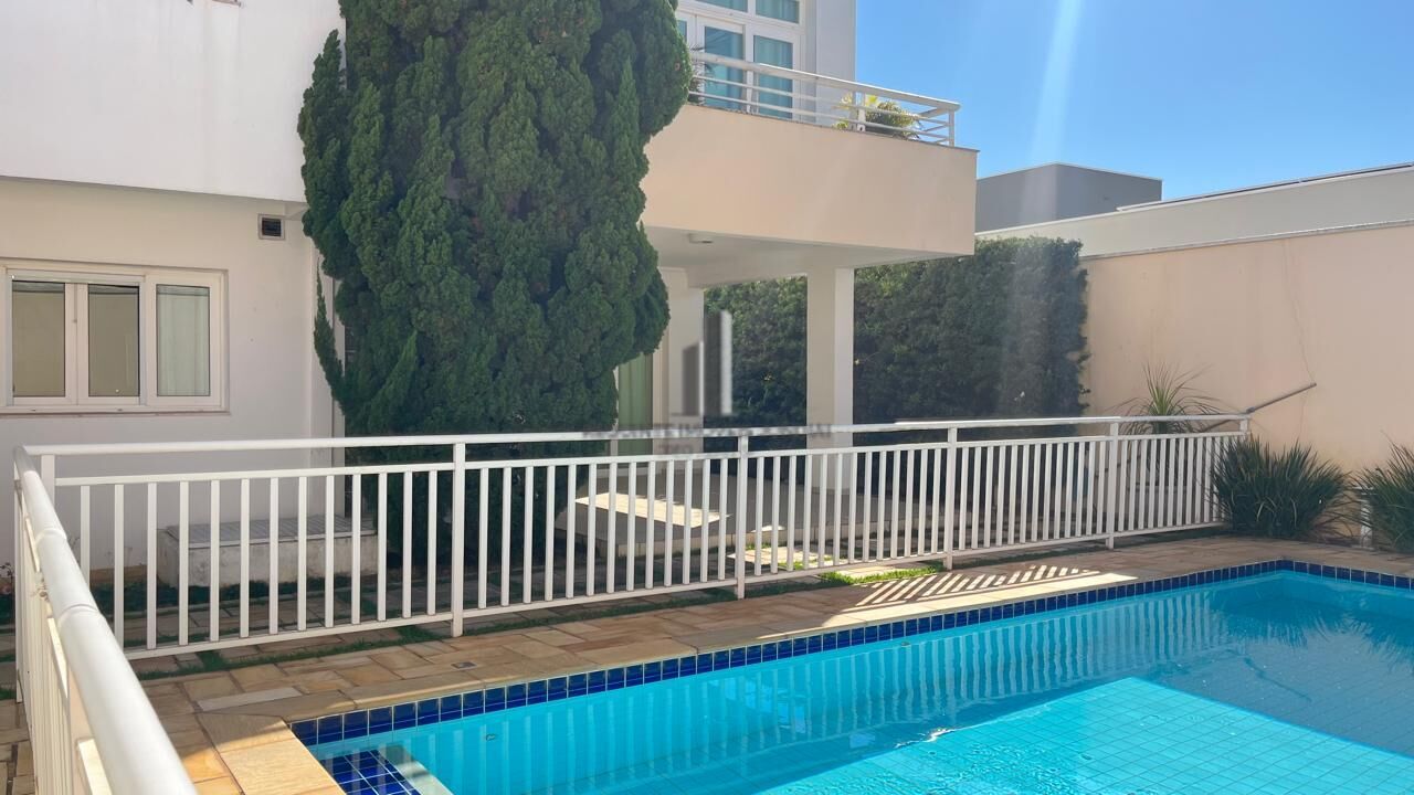 Casa à venda com 4 quartos, 410m² - Foto 10