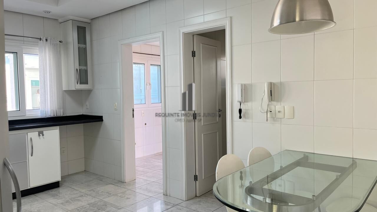 Casa à venda com 4 quartos, 410m² - Foto 15