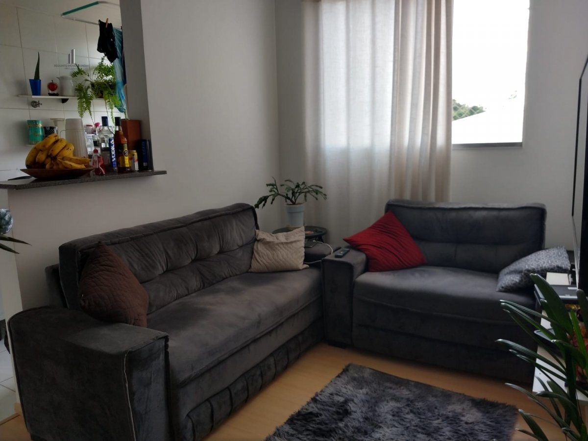 Apartamento à venda com 2 quartos, 77m² - Foto 2