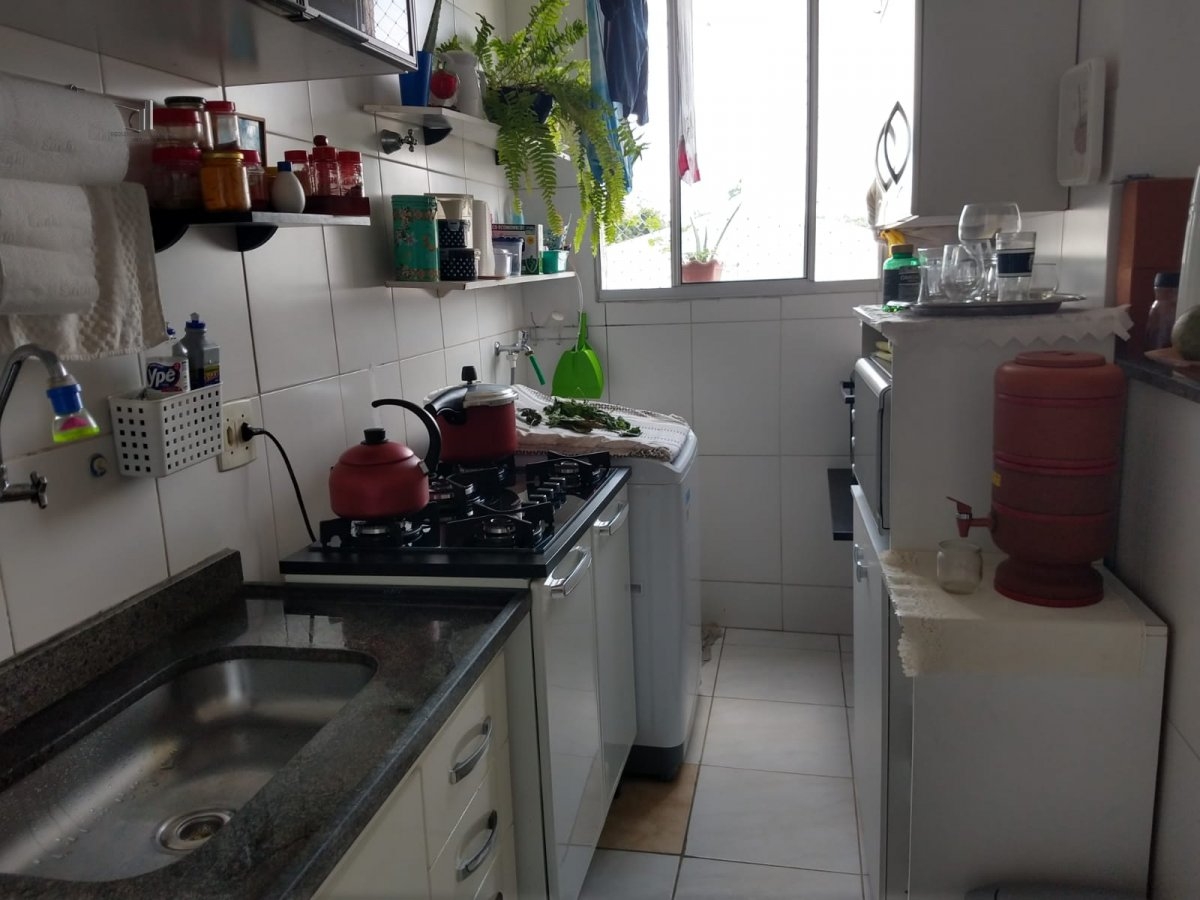 Apartamento à venda com 2 quartos, 77m² - Foto 9