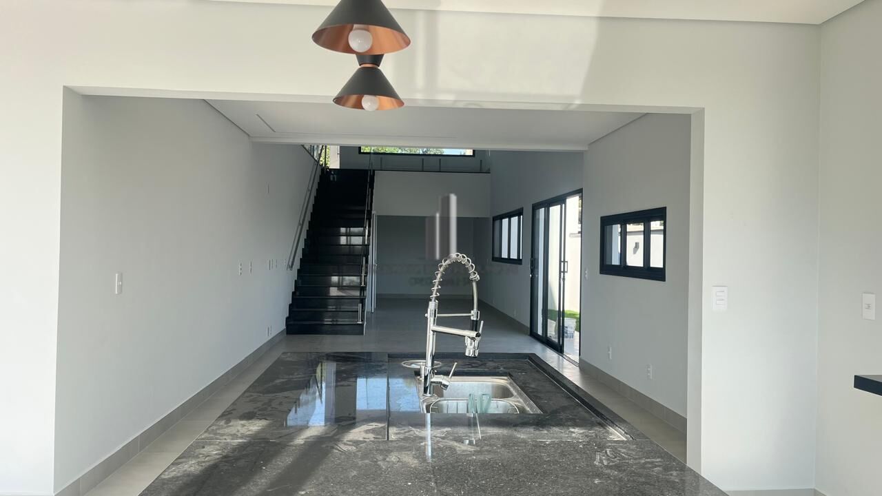 Casa de Condomínio à venda com 3 quartos, 284m² - Foto 32