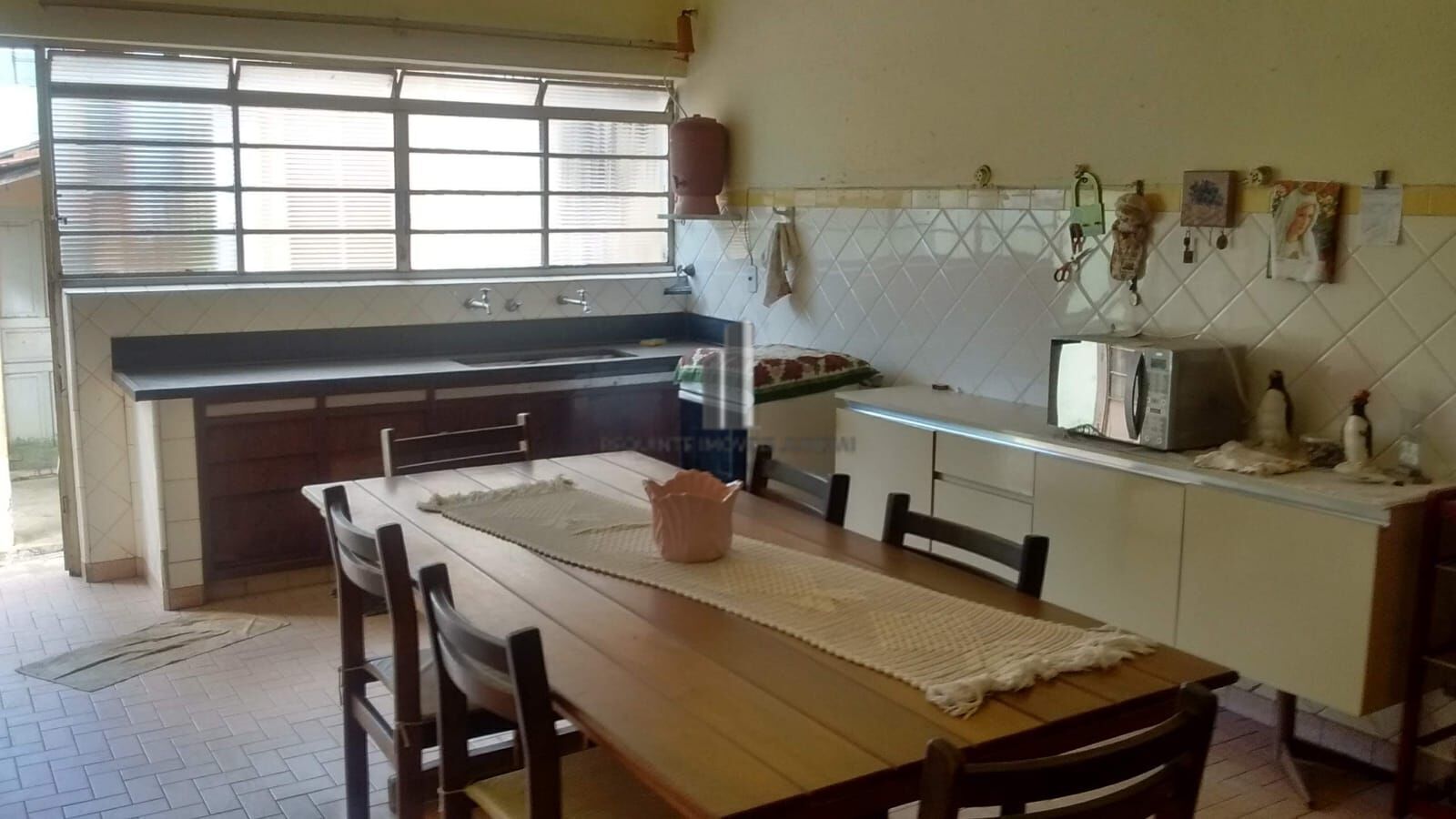 Casa à venda com 5 quartos, 260m² - Foto 10