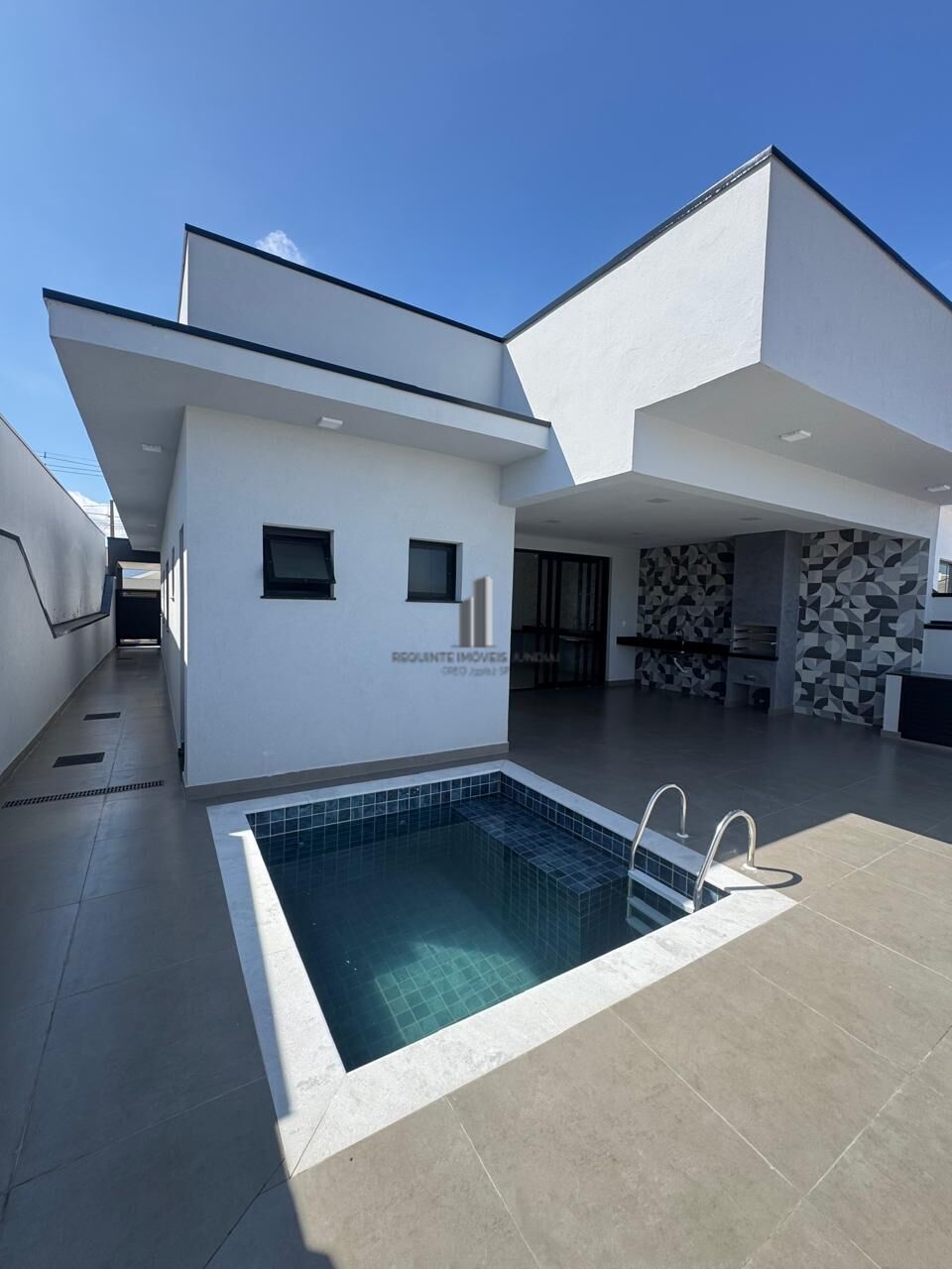 Casa de Condomínio à venda com 3 quartos, 174m² - Foto 2