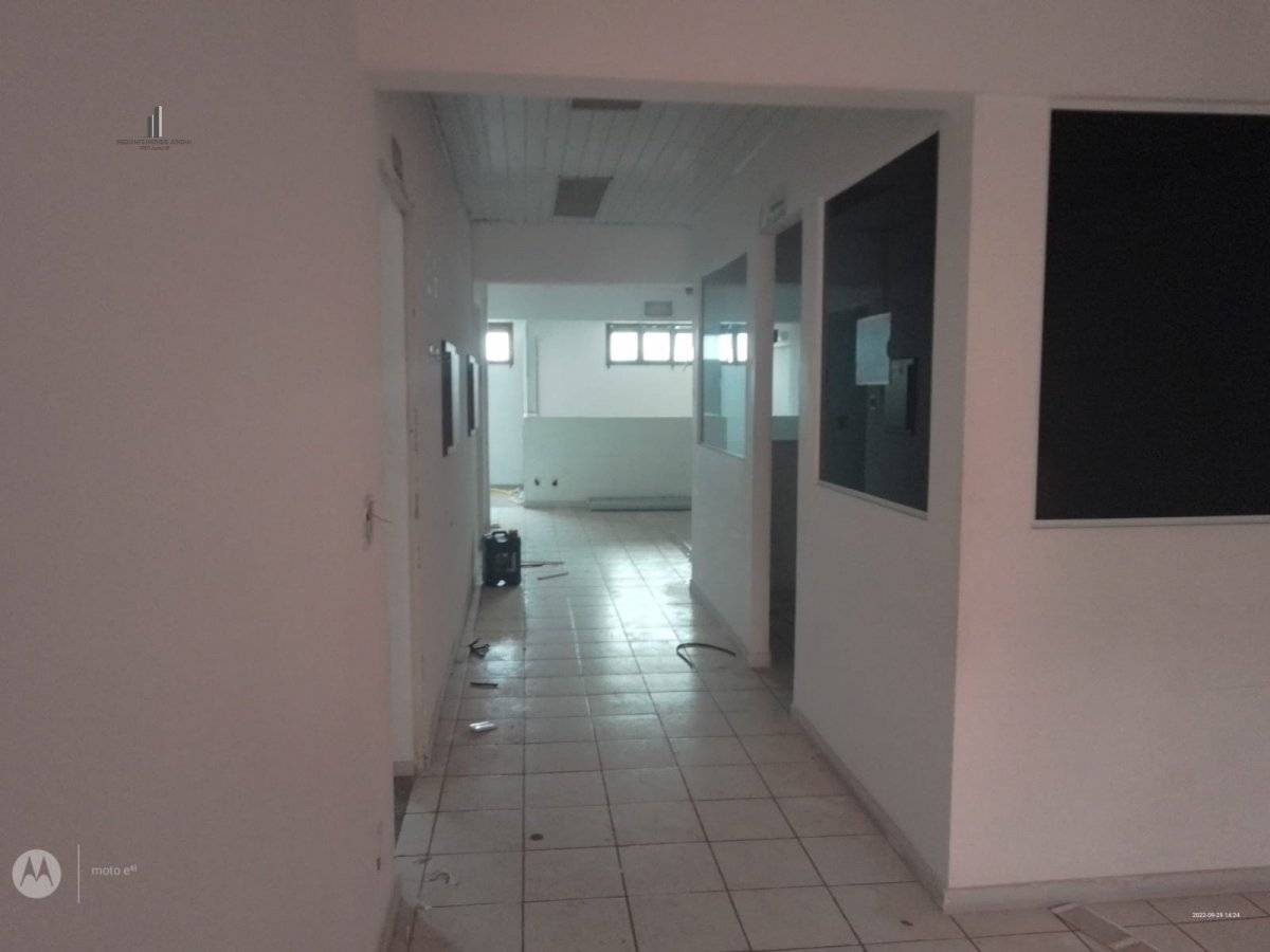 Prédio Inteiro para alugar, 100m² - Foto 42