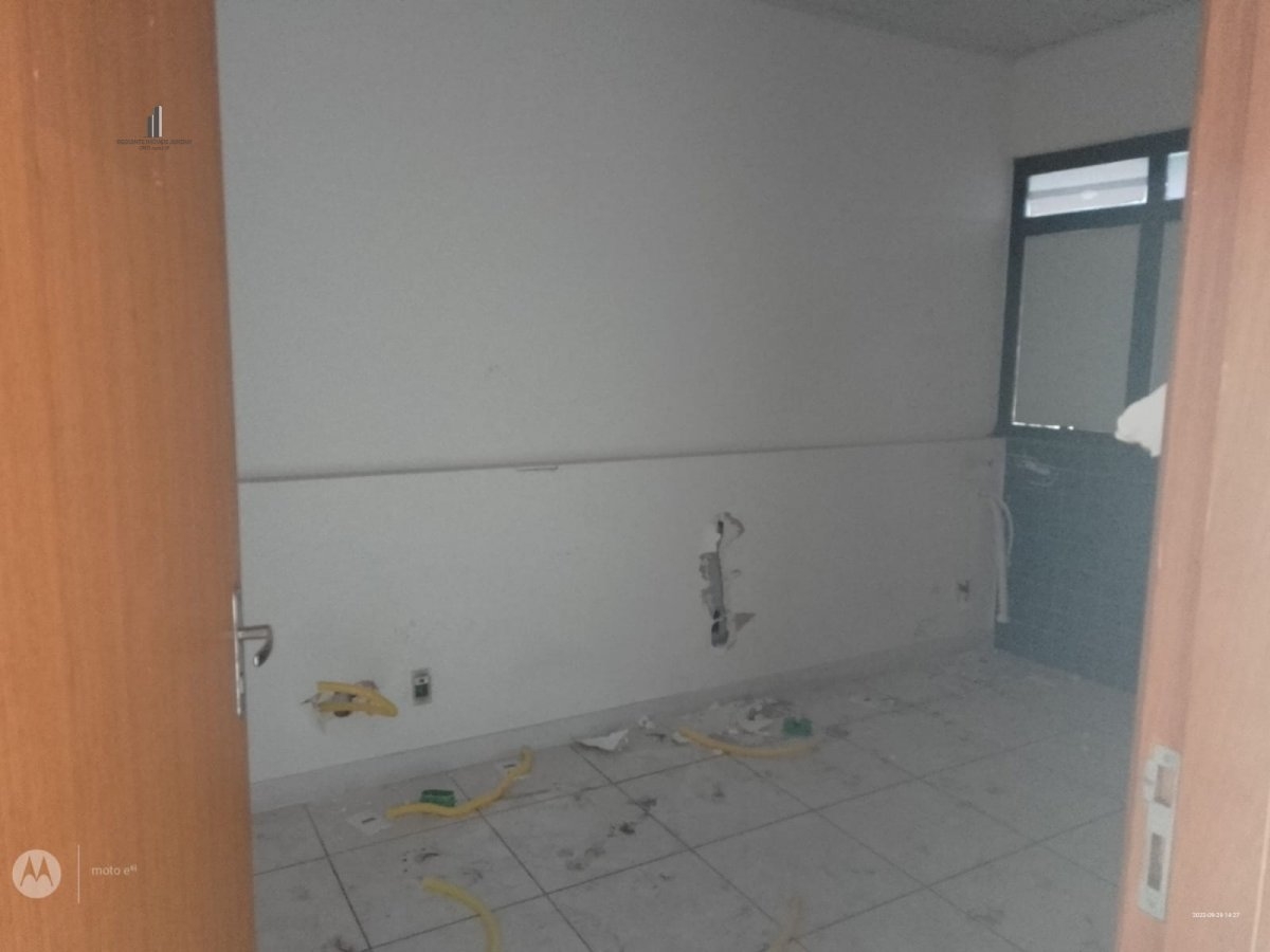 Prédio Inteiro para alugar, 100m² - Foto 23