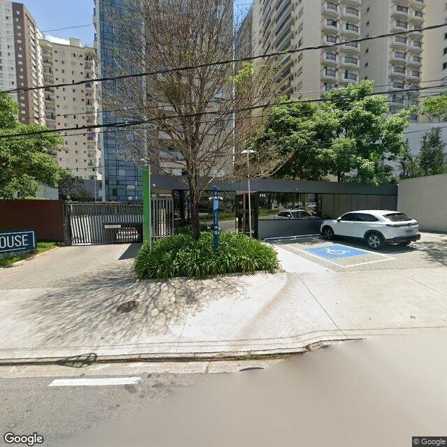 Imagem estática do "Street View" da localização