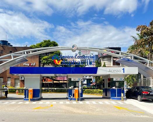 44 Anos de Sucesso: Celebração no Centro Comercial Alphaville!