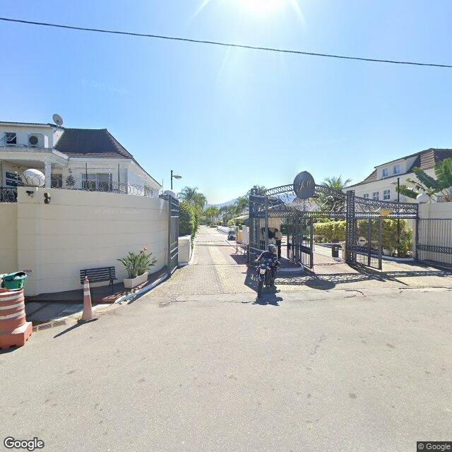 Imagem estática do "Street View" da localização