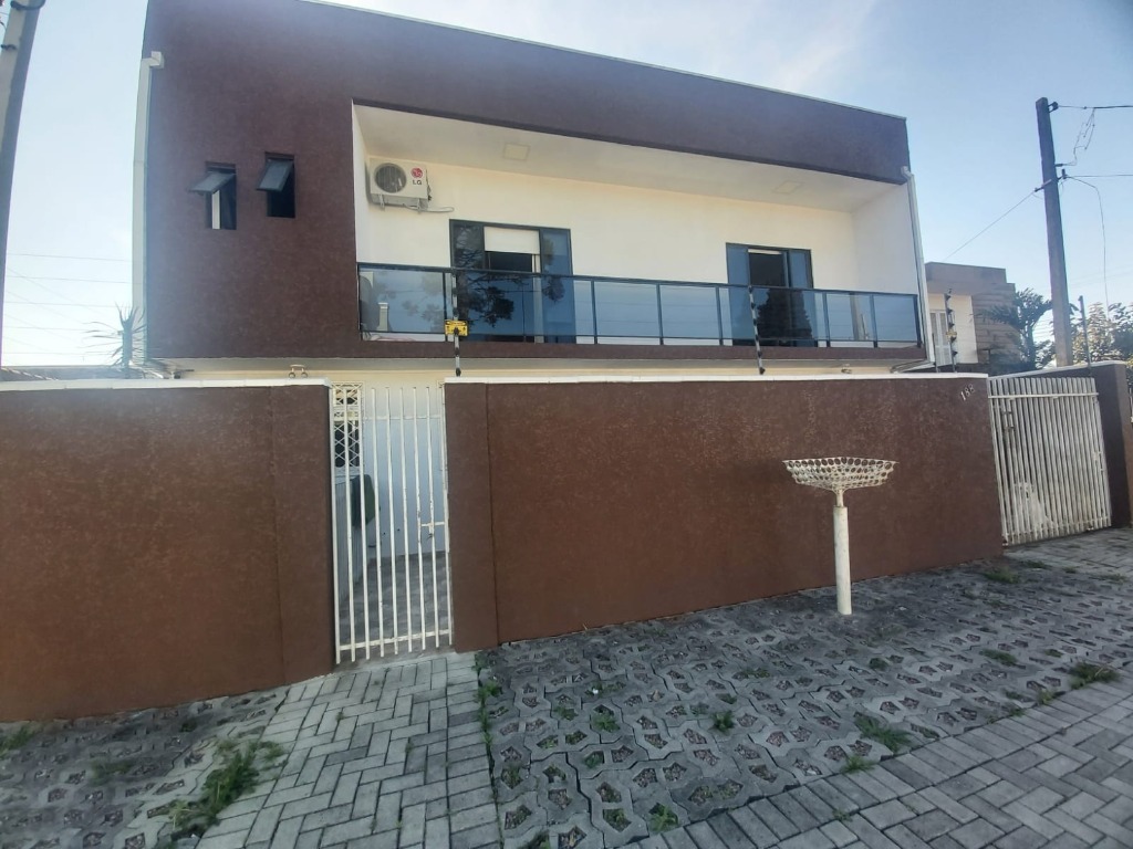 Casa à venda no bairro Afonso Pena - São José dos Pinhais/PR