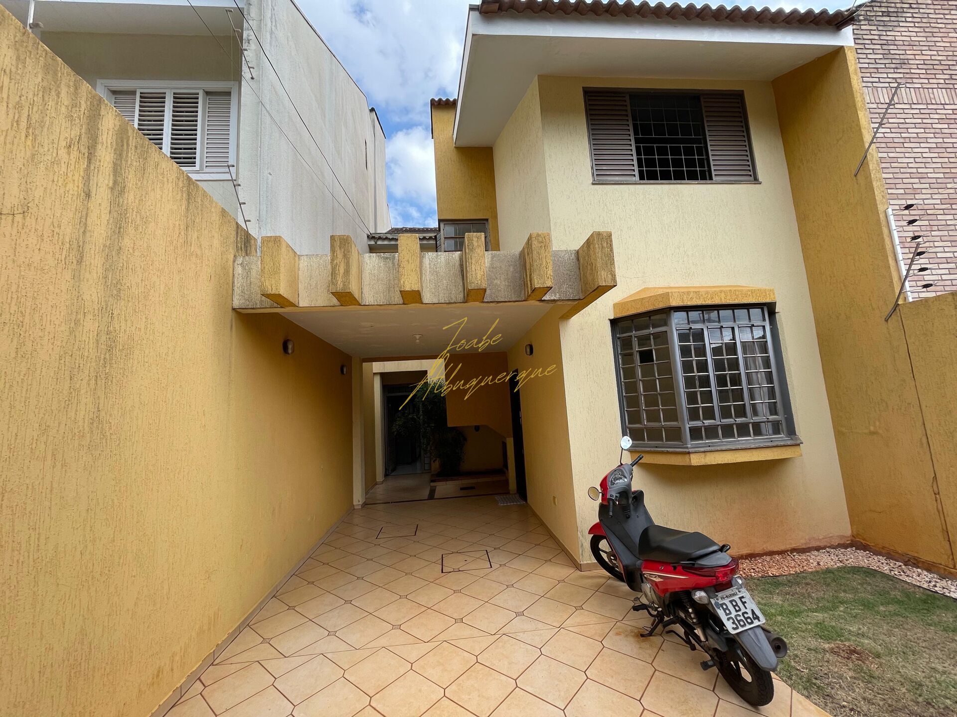 Sobrado de 4 quartos, 201m² no bairro Jardim Novo Horizonte, em Maringá | Eu Corretor