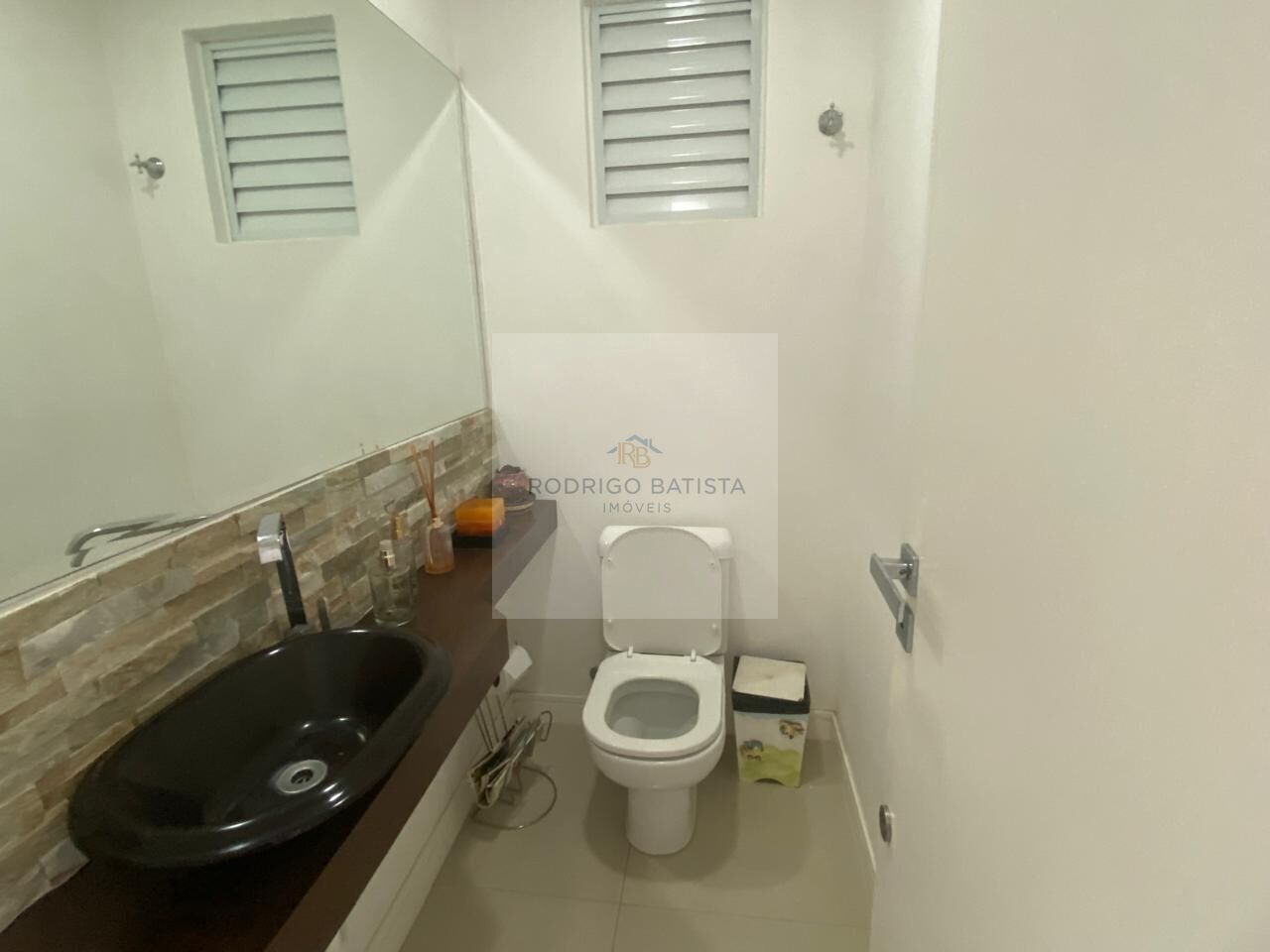 Apartamento para alugar com 3 quartos, 142m² - Foto 13