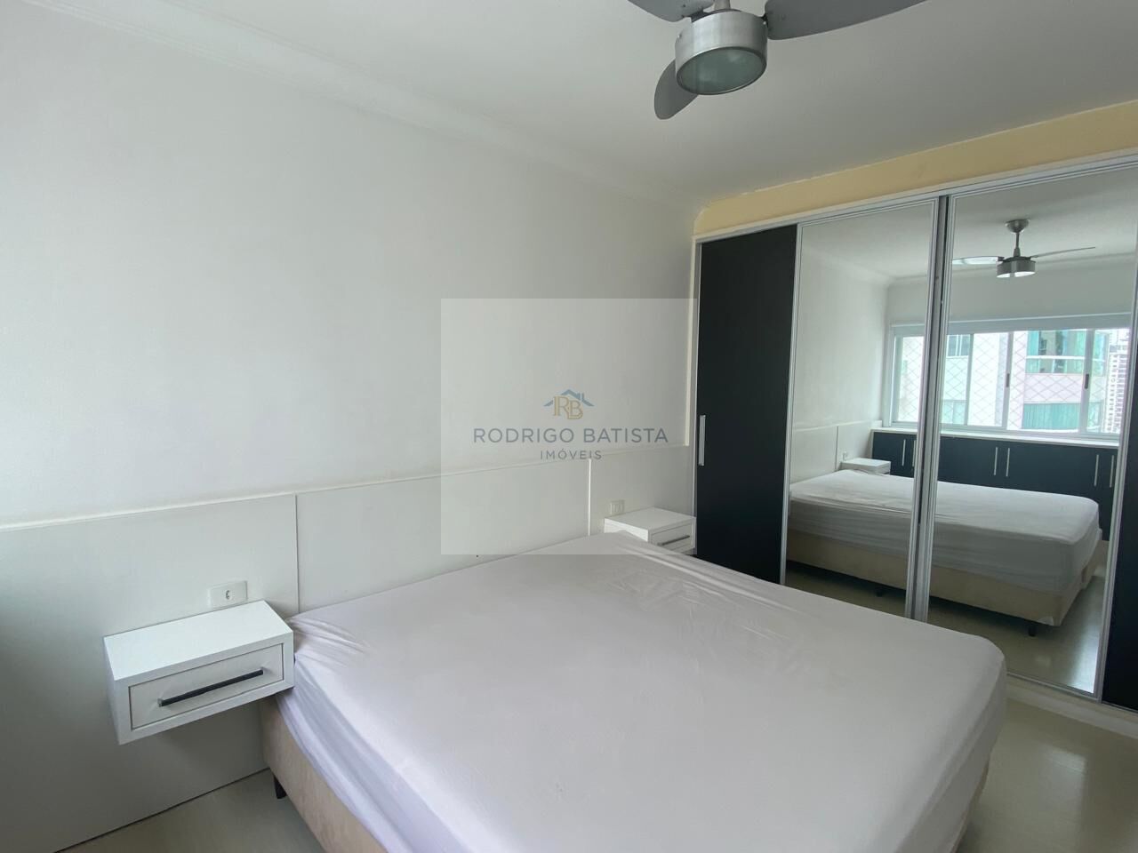 Apartamento para alugar com 3 quartos, 142m² - Foto 23