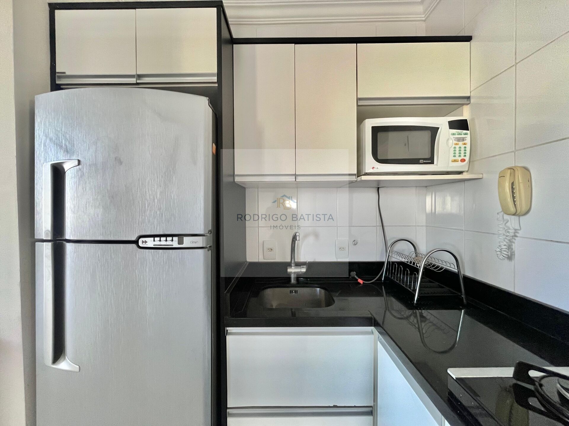 Apartamento à venda com 2 quartos, 73m² - Foto 4