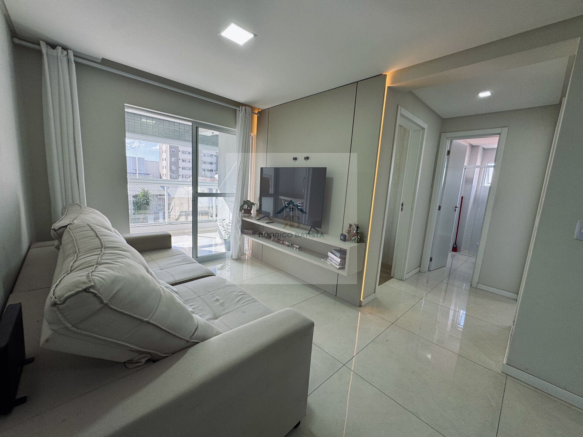 Apartamento, 2 quartos, 74 m² - Foto 1