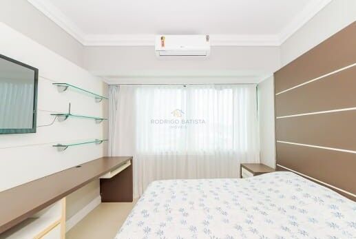 Apartamento para alugar com 3 quartos, 135m² - Foto 8