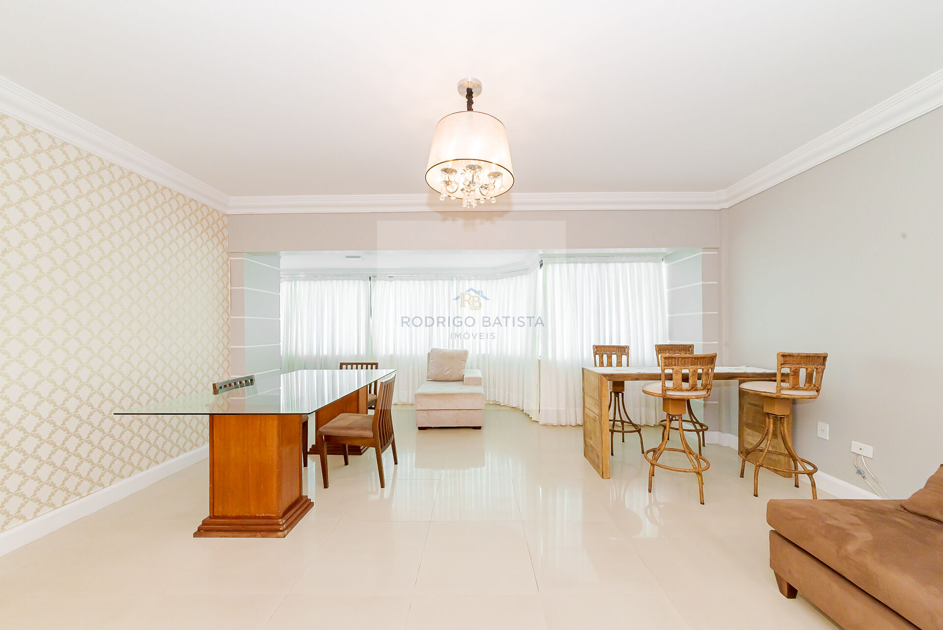 Apartamento para alugar com 3 quartos, 135m² - Foto 3